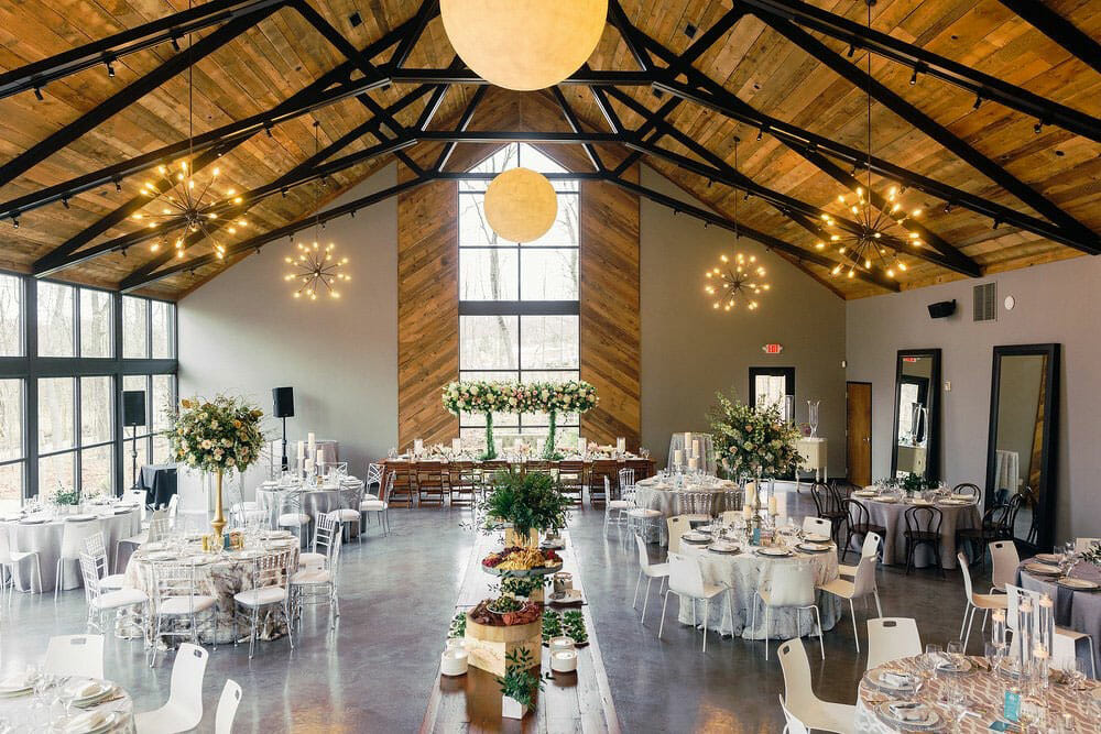 The Oak Room | Sapphire Creek Winery & Gardens